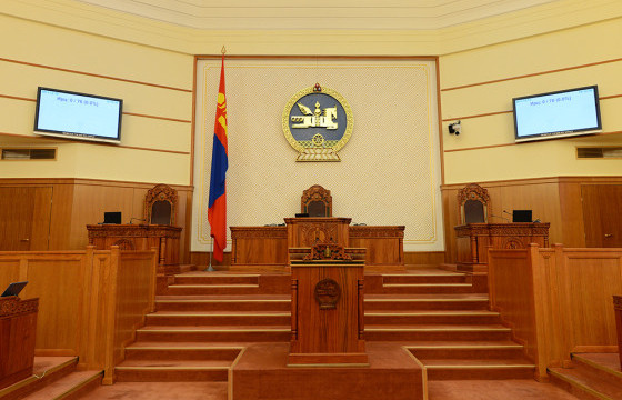 САЙДЫН СУУДАЛД ХОШУУРААД УЛСЫН ХЭРГИЙГ МАРТСАН МАН-ЫНХАН