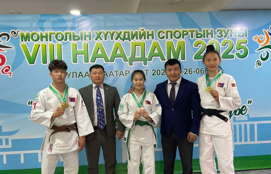 Хүүхдийн наадмаас Орхоны жүдочид эхний өдөр  2 алт, 1 хүрэл хүртжээ