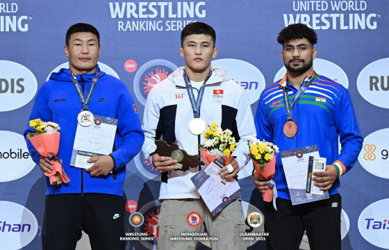 Ц.Батбаяр “Улаанбаатар-2025”-аас мөнгөн медаль хүртэв