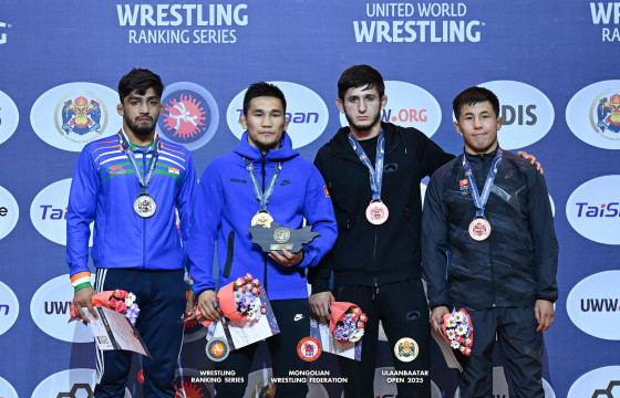 Т.ТҮВШИНТУЛГА ЭРЭГТЭЙ ЧӨЛӨӨТ БӨХИЙН ХОЁР ДАХЬ АЛТЫГ АВЧИРЛАА