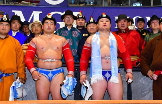 АЙМГИЙН ХУРЦ АРСЛАН Н.АМГАЛАНБААТАР ТҮРҮҮЛЛЭЭ