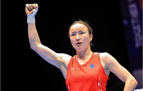 О.Есүгэн боксын дэлхийн цомын аварга болов