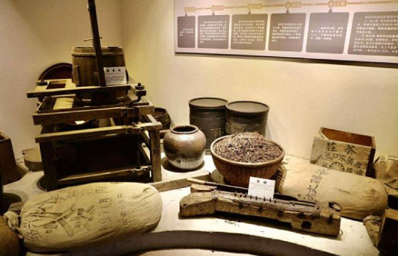 Хятадын Хүбэй мужийн 1000 жилийн түүхтэй Ян Лөү Дүн тосгоны цайны соёлтой танилцлаа