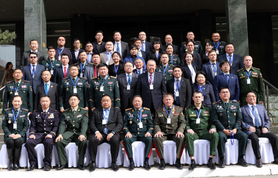 ОЛОН УЛСЫН ЭРДЭМ ШИНЖИЛГЭЭНИЙ ХУРАЛ БОЛЖ БАЙНА