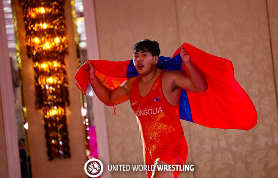 Б.Намбардагва залуучуудын Ази тивийн аварга боллоо