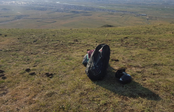 Шүхрээр бууж байсан монгол, солонгос хоёр иргэн унаж, амиа алджээ