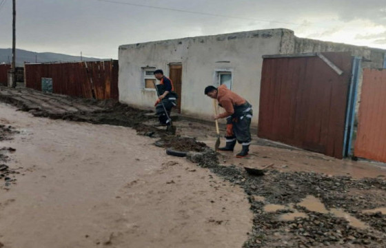 Говь-Алтай аймагт үер бууж, 13 айл усанд автжээ