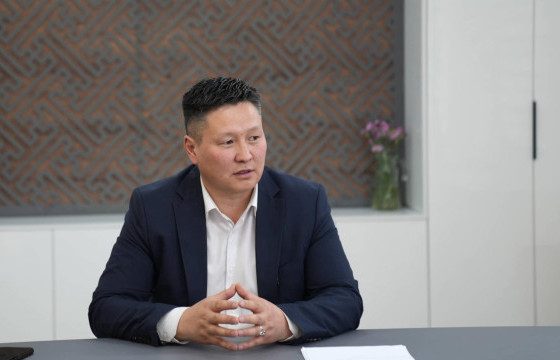 С.ГЭНДЭНЖАМЦ: Нийгмийн шалгалтын тэтгэврийн хувь тэнцүүлэх бодлого Нийгэм судлал X ангийн сурах бичигт байсан