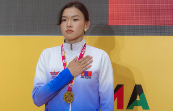  Э.АРИУНЗАЯА: Надад муайтайгийн тулаан сонин содон, сонирхолтой санагдсан