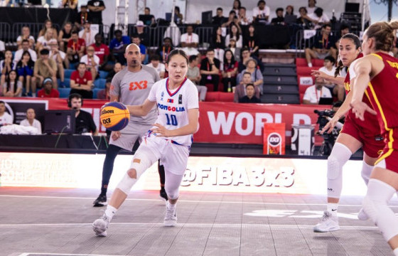 Н.Нандинхүсэл “Florida Tech Panthers” багтай гэрээ байгуулжээ