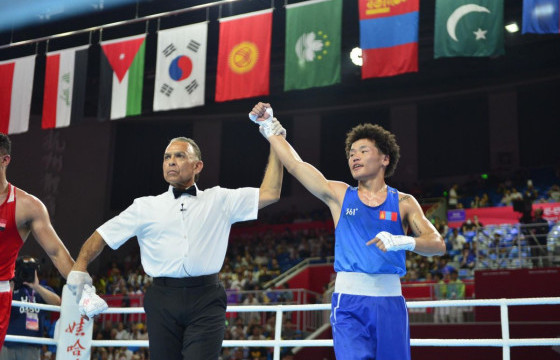 Г.Лундаа дэлхийн цомд АНУ-ын боксчинг яллаа