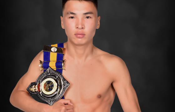 ЭНЭ ӨДӨР МУАЙТАЙГИЙН ДЭЛХИЙН АВАРГА Ц.АМАРСАНАА МЭНДЭЛЖЭЭ