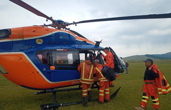 Сэлэнгэ аймгийн Ерөө суманд гарсан ой хээрийн түймэрт 406 хүн ажиллаж байна