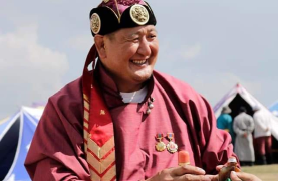 ДАРХАН АВАРГА  Г.ӨСӨХБАЯР: Улсын баяр наадмын дэвжээ гэдэг том шалгуур 