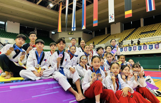 “Эхлэл” клуб  “Seongnam open” 1 алт, 1 мөнгө, гурван хүрэл медаль хүртжээ