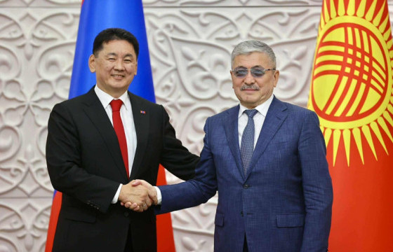 Ерөнхийлөгч У.Хүрэлсүхэд Киргизийн Ерөнхийлөгчийн Тамгын газрын дарга бараалхлаа