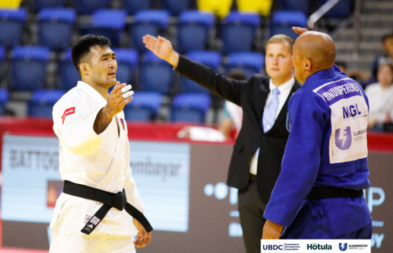 Б.Эрхэмбаяр “Улаанбаатар-2025” их дуулгын хүрэл медалийн төлөө барилдана