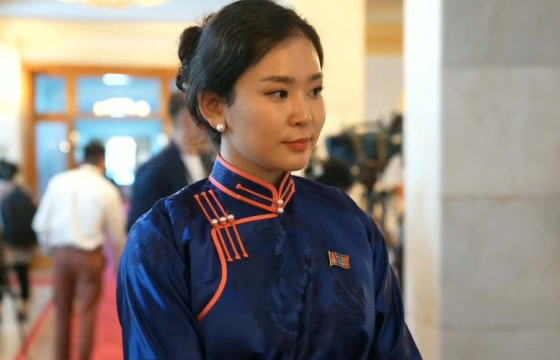 С.Цэнгүүн: Засгийн газар хариуцлагаа үүрч, төсвөө УИХ-д танилцуул