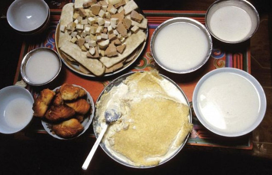 ЗУНЫ УЛИРАЛД ЦАГААН ИДЭЭ ХЭРЭГЛЭХ АЧ ТУС