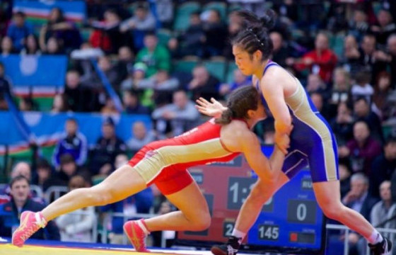 Э.Анужин чөлөөт бөхийн “U17”  насны ДАШТ-ий дагах тойрогт  барилдана