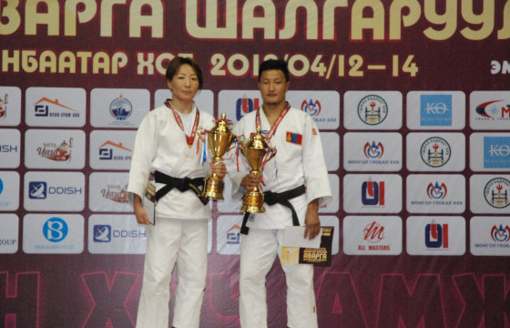 ЭНЭ ӨДӨР ЖҮДО БӨХИЙН УЛСЫН АВАРГА Г.МӨНХБАТ МЭНДЭЛЖЭЭ