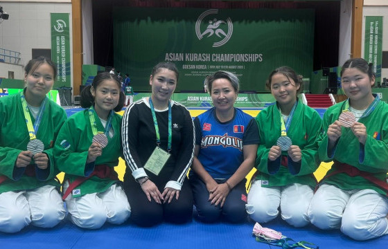 Хан-Уулын охид кураш бөхийн Азийн аваргаас 2 мөнгө, 2 хүрэл медаль хүртэв