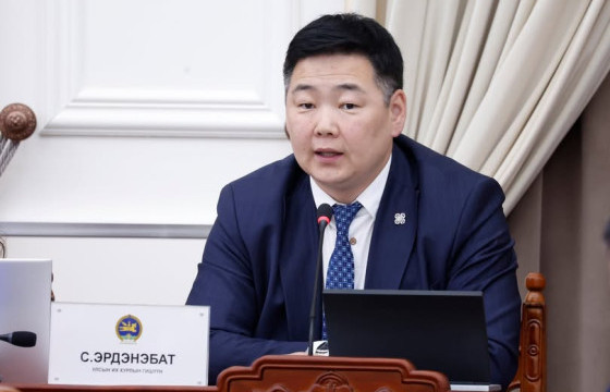 МОНГОЛЫН ҮЙЛДВЭРЧНИЙ ЭВЛЭЛИЙН ГАЗРЫГ “МАКС”-ЫН Д.ГАНБААТАРТ ХИВСЭЭР ЗАРСАН ХЭРЭГТ УИХ-ЫН ГИШҮҮН С.ЭРДЭНЭБАТ Ч ХОЛБООТОЙ