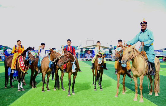 ОУХМ Б.Ганхайчийн “Бэсрэг наадам”-д О.Билгүүндашийн зээрд соёолон  түрүүлжээ