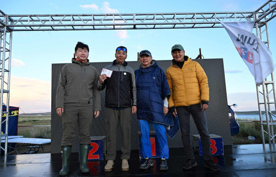 Триатлоны холбооны анхны ОУХМ мэндэллээ