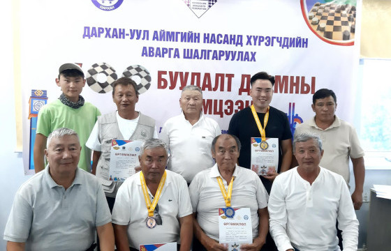 Дархан-Уул аймгийн зуун буудалт даамын аваргууд тодров