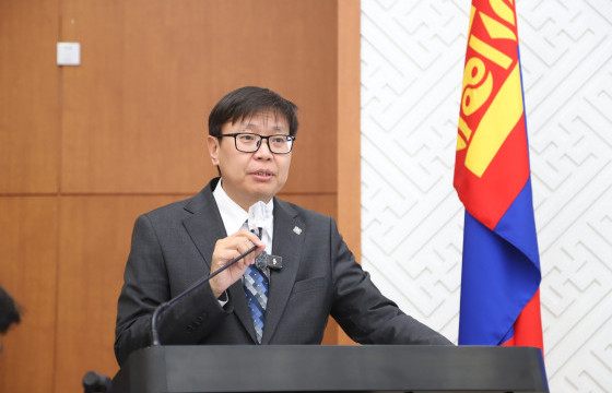 БОЛОВСРОЛЫН ЯАМ: Нэг тэрбум төгрөгөөр цаасгүй хурлын төхөөрөмж, интерактив самбар зэрэг 182 тоног төхөөрөмж авна