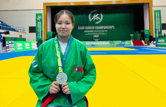 Г.МАРАЛ: Жүдогийн хэвтээ барилдаанаа сайжруулахын тулд жюү жицүг  сонирхож байгаа