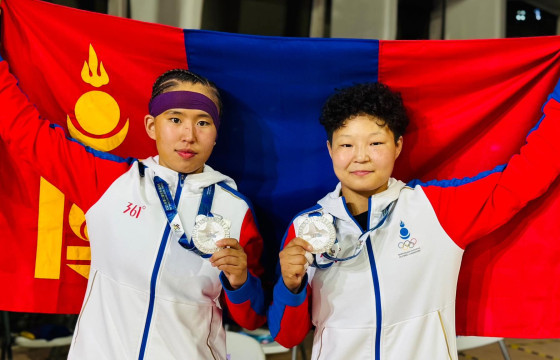 Э.Номинтуяа, У.Анужин нар дэлхийн спортын наадмаас мөнгөн медаль хүртлээ