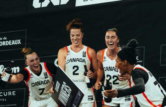 “UB Amazons” баг 21:12-оор Канадын багт хожигдлоо