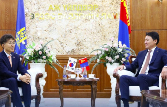 Монгол-Солонгосын аж үйлдвэрийн хамтын ажиллагааг өргөжүүлнэ