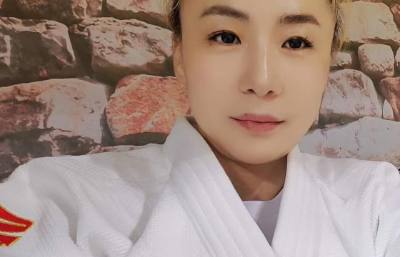 ЭНЭ ӨДӨР ЖҮДОЧИН ОУХМ О.АЛТАНТҮЛХҮҮР МЭНДЭЛЖЭЭ