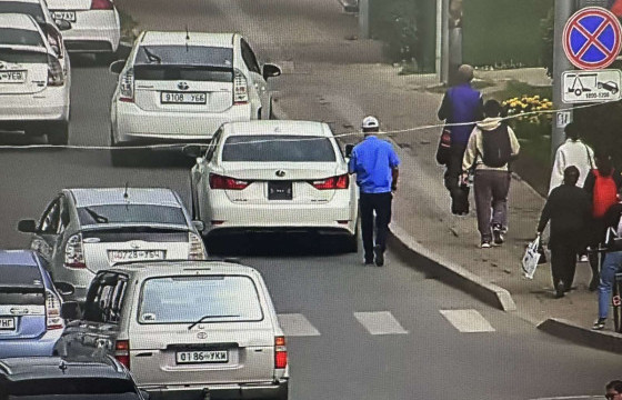 Автомашиндаа хуурамч дугаар зүүж хөдөлгөөнд оролцвол жолоодох эрхийг хасна