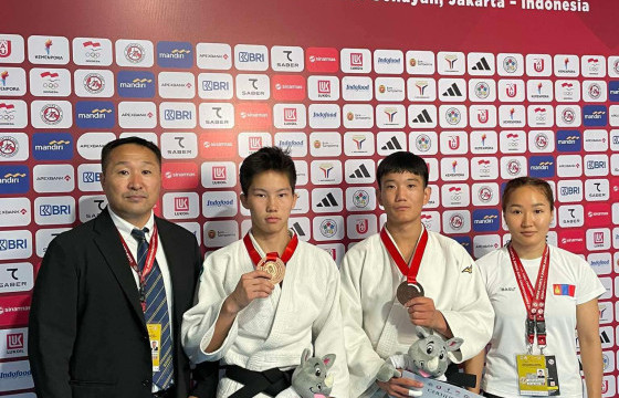 Ж.Энхтөр, Э.Наранзун нар Азийн аваргаас хүрэл медаль хүртлээ