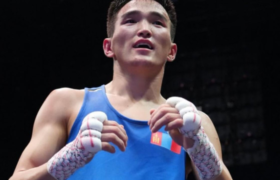 А.БАТТУЛГА: Хүссэн тулаанаа гаргаж дэлхийн цомын аварга болж чадсандаа баяртай байна