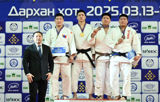 Г.Хангарьд жүдо бөхийн залуучуудын Азийн аваргаас хүрэл медаль хүртэв