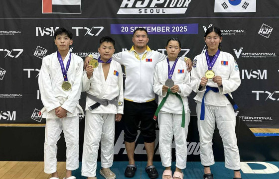 “Баялаг” клубийнхэн “Сөүл про-2025”-аас 2 алт, 1 мөнгө, 1 хүрэл медаль хүртжээ