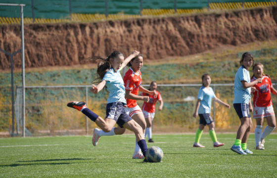 Хөл бөмбөгийн “МӨРӨӨДЛИЙН ГООЛ-2025” тэмцээн эхэллээ