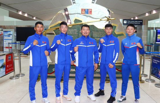 Холимог тулаанчид  дэлхийн аваргыг зорилоо