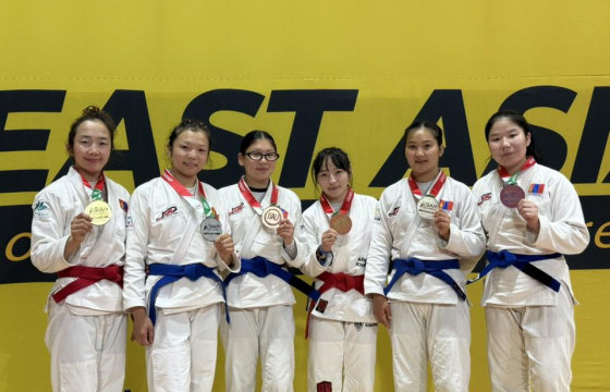 Зүүн Азийн аваргаас эмэгтэйчүүд 2 алт, 2 мөнгө, 2 хүрэл медаль хүртлээ