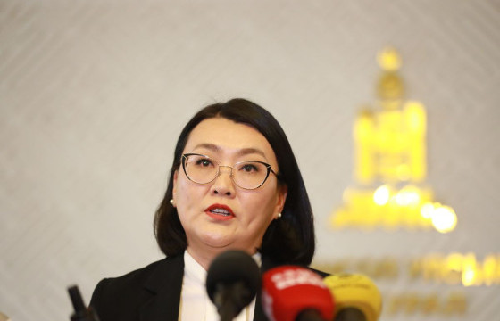 А.АРИУНЗАЯА: Д.АМАРБАЯСГАЛАНГ НАМЫН ДАРГАД НЭР ДЭВШИНЭ ГЭСНЭЭС ХОЙШ НЭГНИЙГЭЭ ХОРЬДОГ, ГҮТГЭДЭГ АСУУДАЛ ХЭРЭЭС ХЭТЭРСЭН