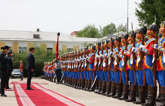 БАТЛАН ХАМГААЛАХЫН САЙД Д.БАТЛУТ ЯАМ, ЗХЖШ-ЫН НИЙТ БИЕ БҮРЭЛДЭХҮҮНТЭЙ БИЕЧЛЭН УУЛЗЛАА