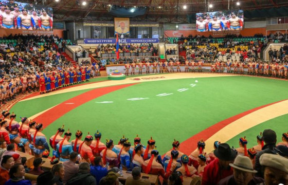 Үндэсний бөхийн ахмадуудын барилдаан ням гарагт эхэлнэ