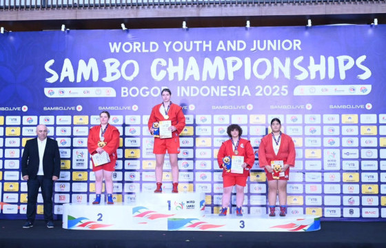 З. Жаргалмаа самбо бөхийн залуучуудын дэлхийн аваргаас хүрэл медаль хүртлээ