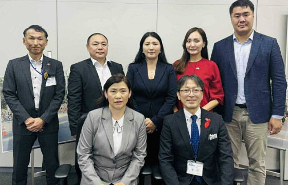 Нийслэлийн БТСГ-ынхан 