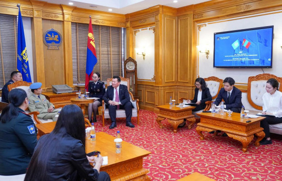 НҮБ-ЫН ЦАГДААГИЙН ЗӨВЛӨХ, ЦАГДААГИЙН КОМИССАР ФАЙЗАЛ ШАХКАРЫГ ХҮЛЭЭН АВЧ, УУЛЗЛАА